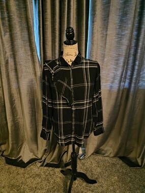 Banana Republic Black and White Plaid Button-Down Shirt